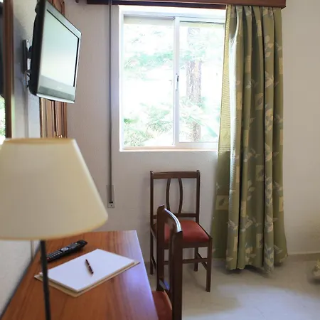 巨人酒店 酒店 赫雷斯