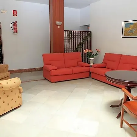 Hotel El Coloso 2*