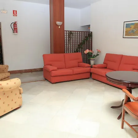 Отель El Coloso 2*